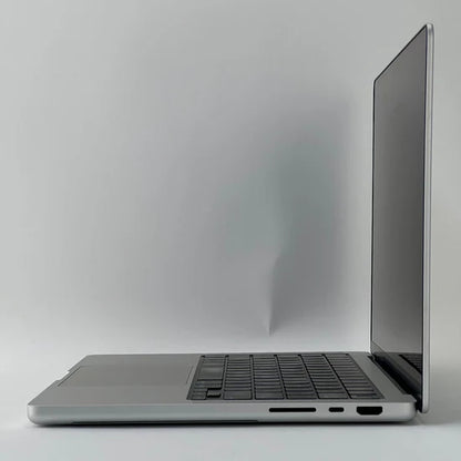 2021 Apple MacBook Pro 14" M1 Pro 14C GPU 3.2GHz 16GB RAM 512GB SSD MKGR3LL/A