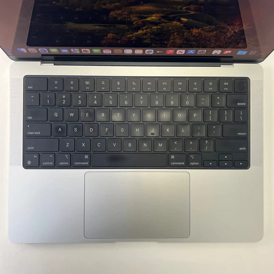 2021 Apple MacBook Pro 14" M1 Pro 14C GPU 3.2GHz 16GB RAM 512GB SSD MKGR3LL/A