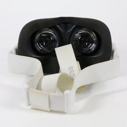 Oculus Quest 2 128GB Standalone All-in-One VR Headset KW49CM